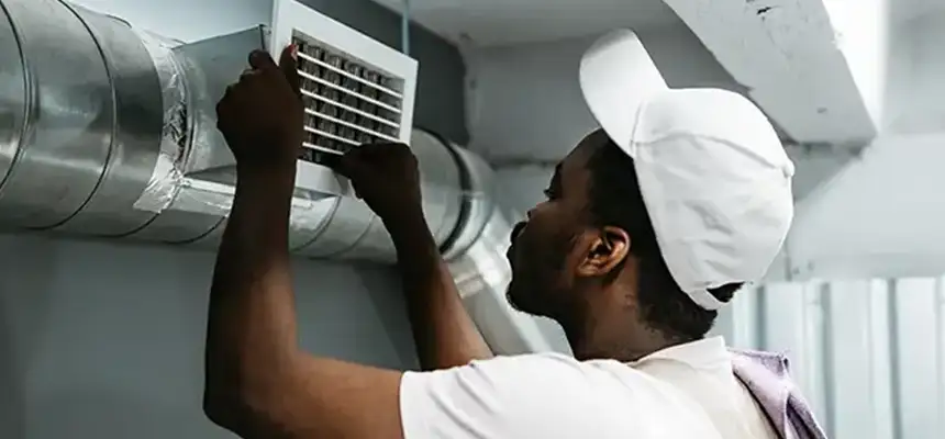 Our Licensed And Insured Cleaners in Lakewood, CA